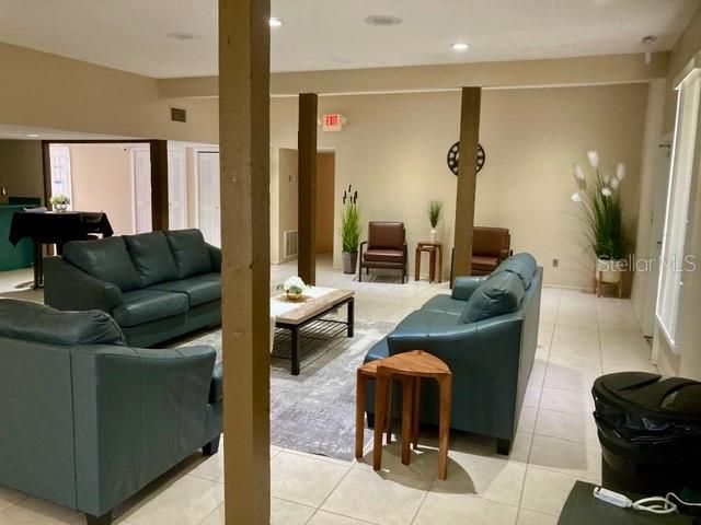 9209 SEMINOLE BOULEVARD 68, Seminole, FL 33772