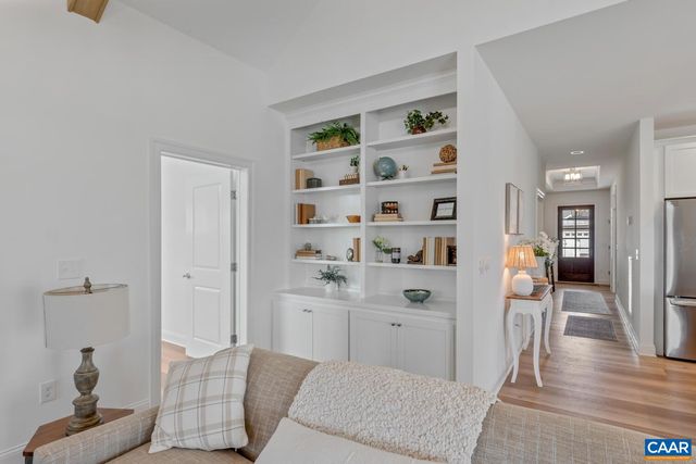 12 WARWICK DR, Crozet, VA 22932