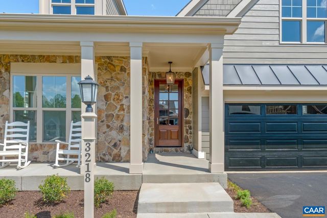 12 WARWICK DR, Crozet, VA 22932