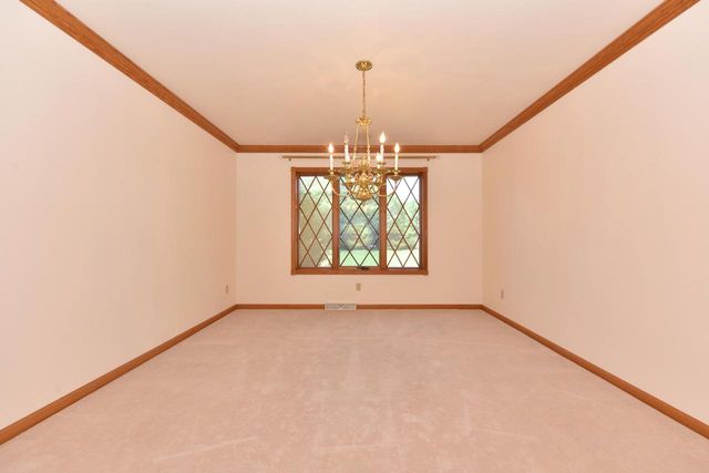 W306S2834 Wild Berry LANE, Waukesha, WI 53188