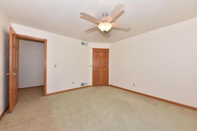 W306S2834 Wild Berry LANE, Waukesha, WI 53188