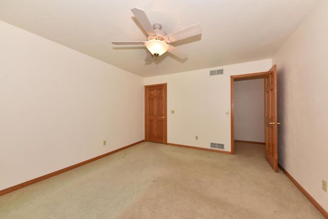 W306S2834 Wild Berry LANE, Waukesha, WI 53188