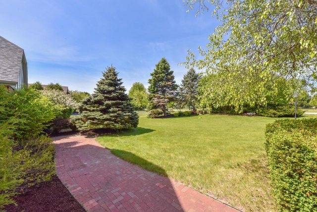 W306S2834 Wild Berry LANE, Waukesha, WI 53188