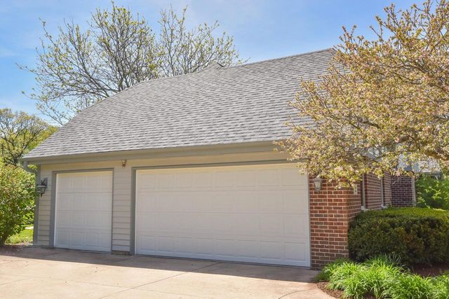 W306S2834 Wild Berry LANE, Waukesha, WI 53188