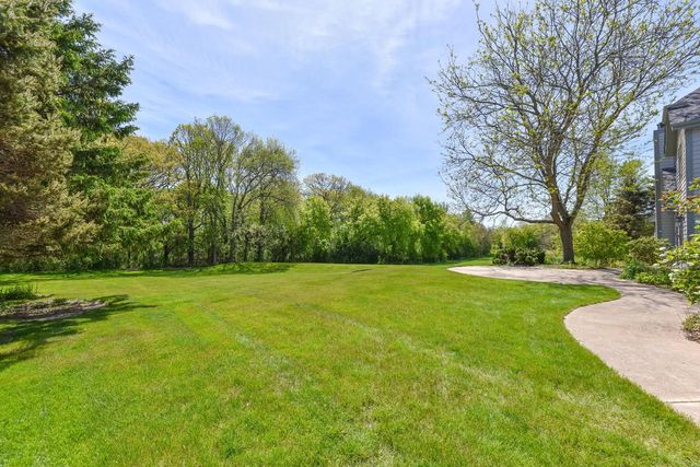 W306S2834 Wild Berry LANE, Waukesha, WI 53188