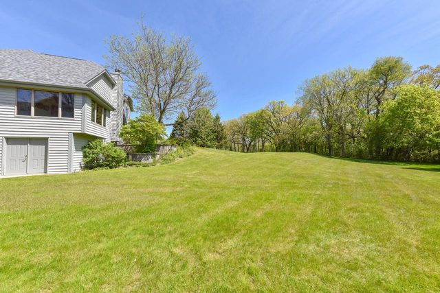 W306S2834 Wild Berry LANE, Waukesha, WI 53188