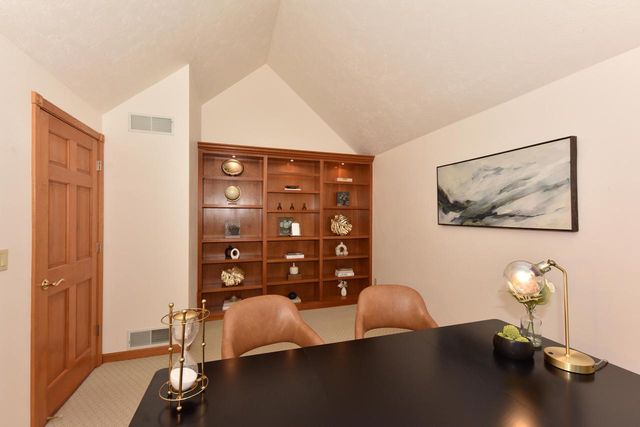 W306S2834 Wild Berry LANE, Waukesha, WI 53188