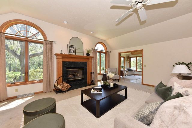 W306S2834 Wild Berry LANE, Waukesha, WI 53188