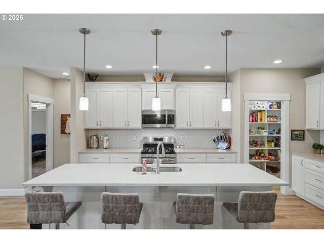 525 Ne ASPEN St, Sublimity, OR 97385