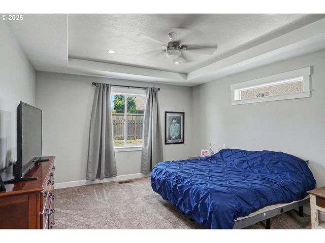 525 Ne ASPEN St, Sublimity, OR 97385