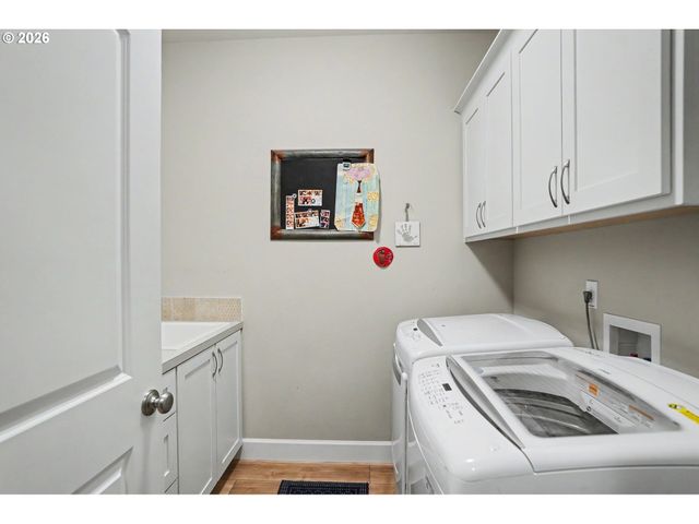 525 Ne ASPEN St, Sublimity, OR 97385