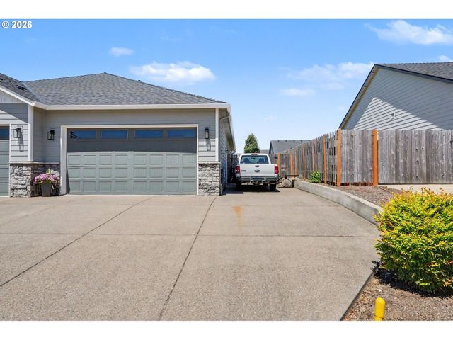 525 Ne ASPEN St, Sublimity, OR 97385