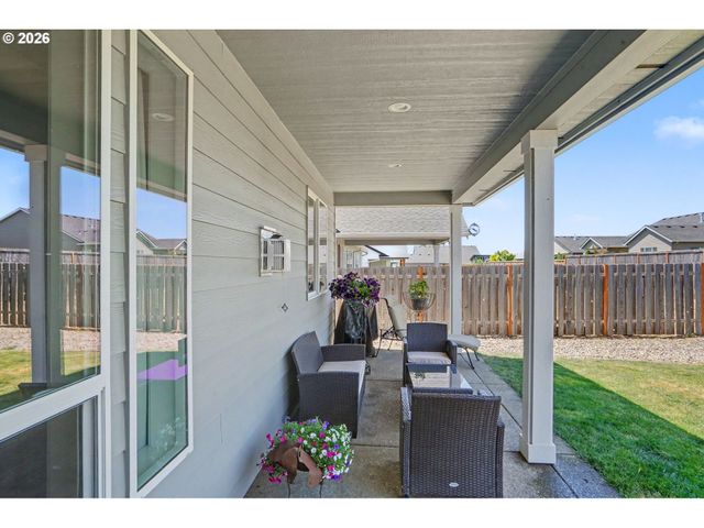 525 Ne ASPEN St, Sublimity, OR 97385