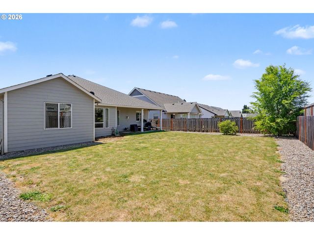 525 Ne ASPEN St, Sublimity, OR 97385