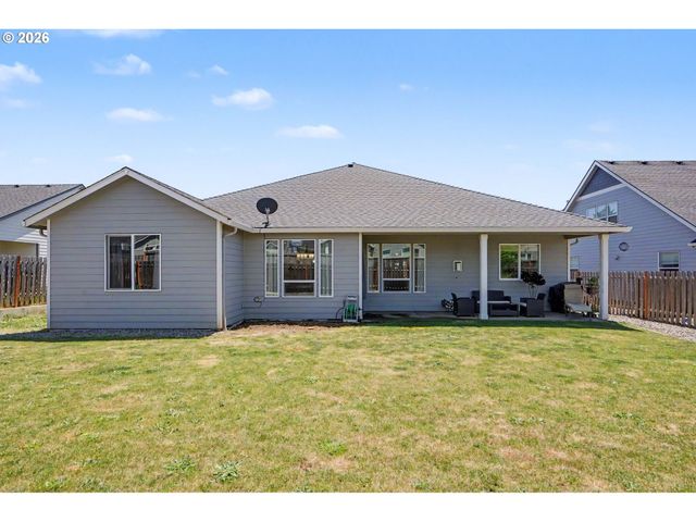 525 Ne ASPEN St, Sublimity, OR 97385