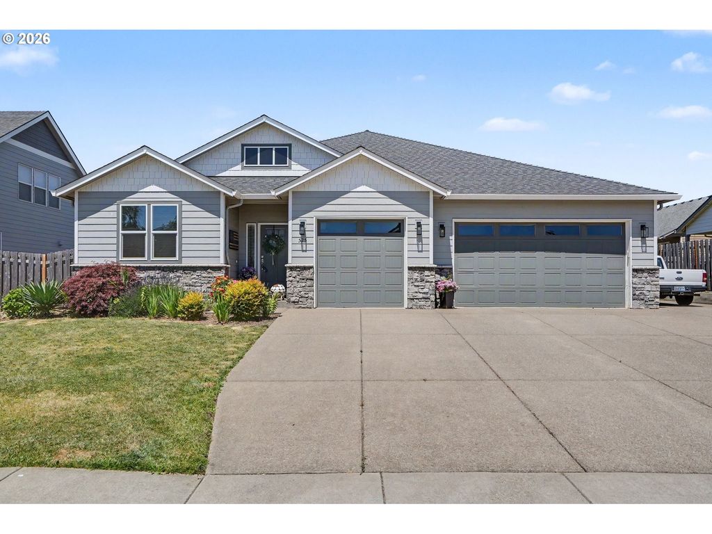 525 Ne ASPEN St, Sublimity, OR 97385