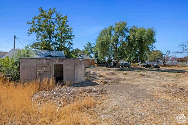 1624 CALIFORNIA AVE, Salt Lake City, UT 84104