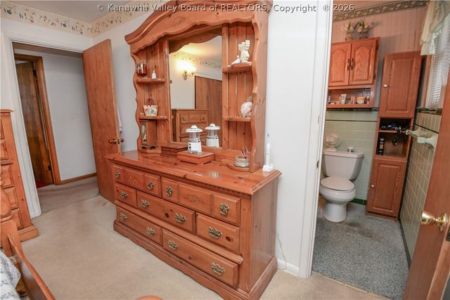 2543 Lakeview Drive, St Albans, WV 25177