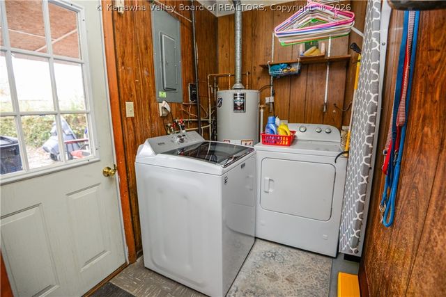 2543 Lakeview Drive, St Albans, WV 25177