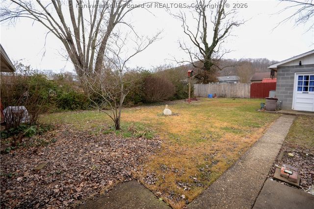 2543 Lakeview Drive, St Albans, WV 25177