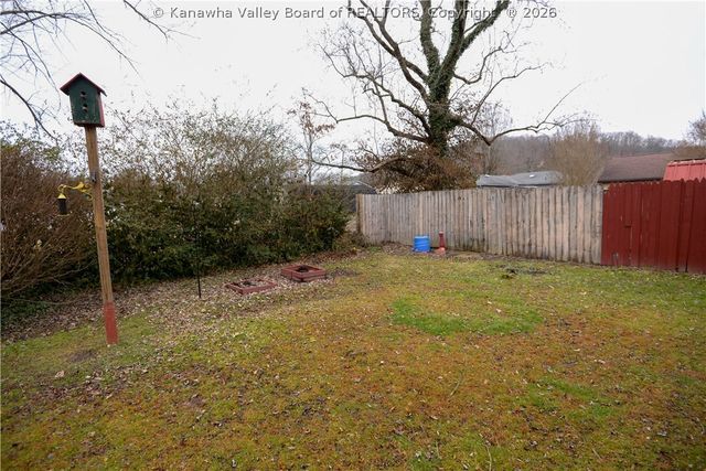 2543 Lakeview Drive, St Albans, WV 25177