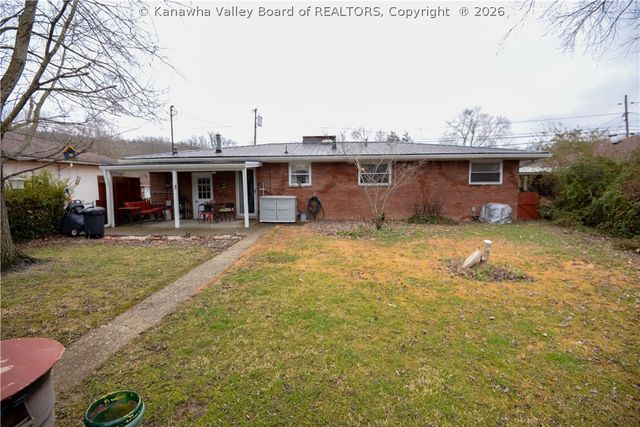 2543 Lakeview Drive, St Albans, WV 25177