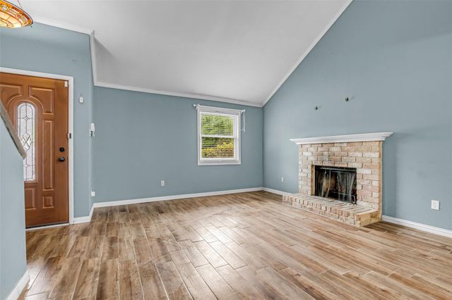 17031 Seven Pines Drive, Spring, TX 77379