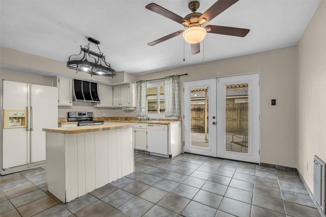 17031 Seven Pines Drive, Spring, TX 77379