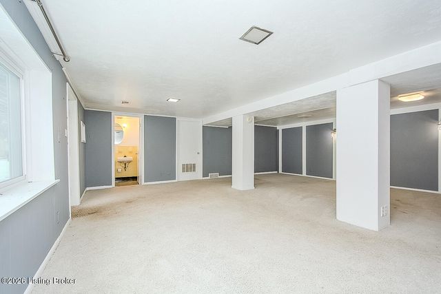 3305 Startan Ct, Louisville, KY 40220