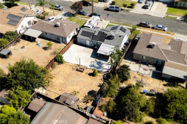 424 E 3rd, Rialto, CA 92376
