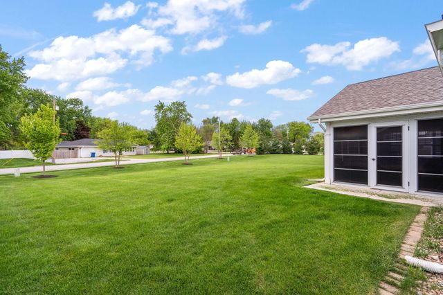 14082 Breakwater Lane, Cedar Lake, IN 46303