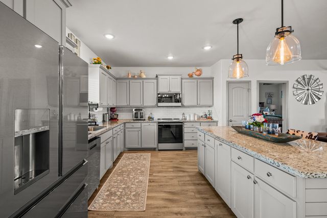 516 Nora Road, Wilson, TX 79381