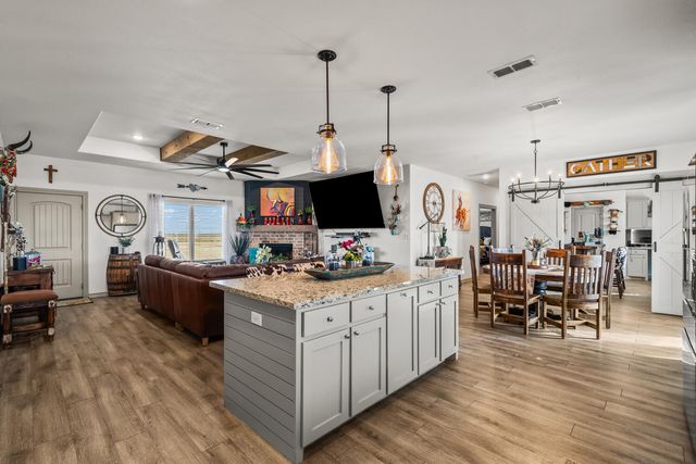 516 Nora Road, Wilson, TX 79381