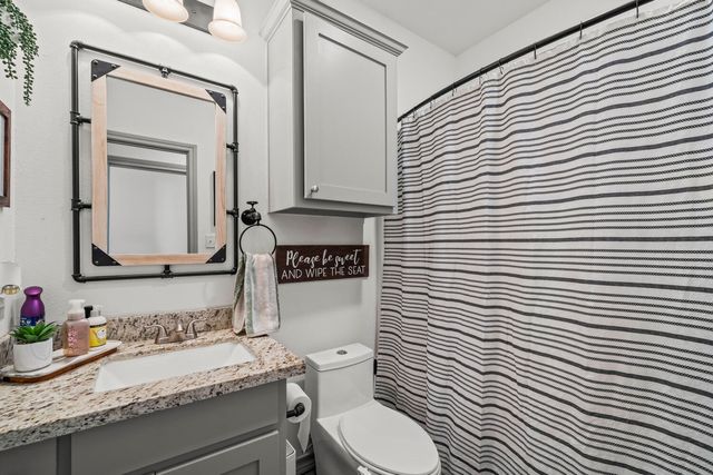 516 Nora Road, Wilson, TX 79381