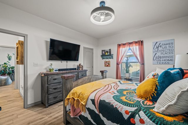 516 Nora Road, Wilson, TX 79381