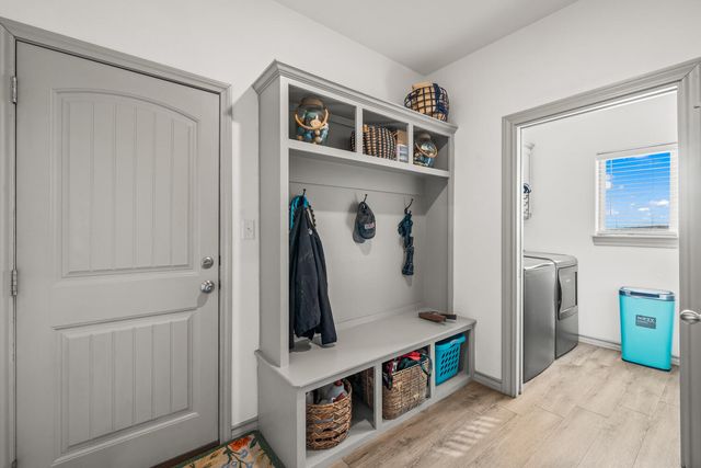 516 Nora Road, Wilson, TX 79381