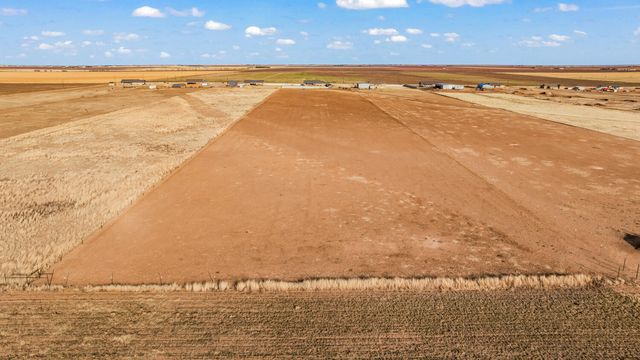 516 Nora Road, Wilson, TX 79381