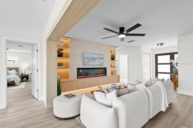 202 DRIFTWOOD LANE, Largo, FL 33770