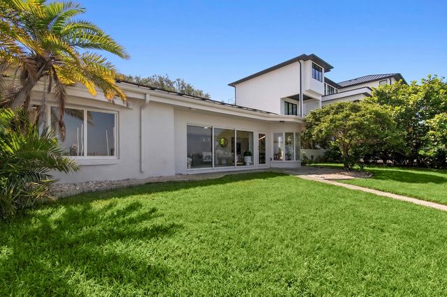 202 DRIFTWOOD LANE, Largo, FL 33770