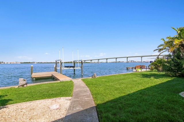 202 DRIFTWOOD LANE, Largo, FL 33770