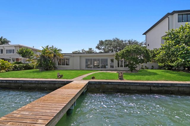 202 DRIFTWOOD LANE, Largo, FL 33770