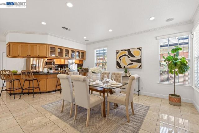 3249 Greenwood Dr, Fremont, CA 94536
