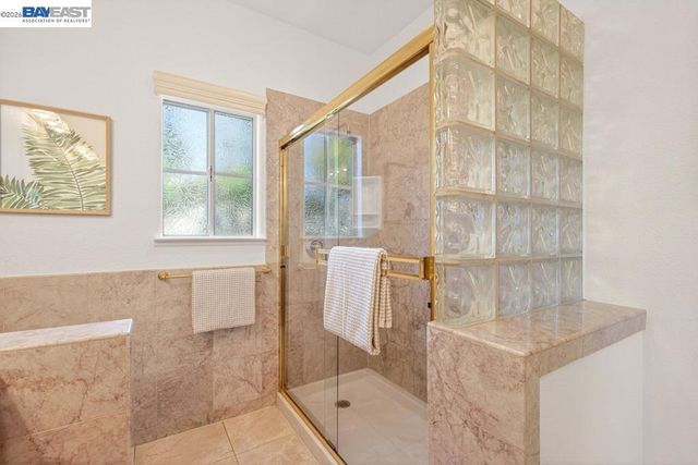3249 Greenwood Dr, Fremont, CA 94536