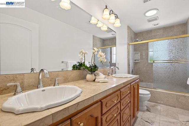 3249 Greenwood Dr, Fremont, CA 94536
