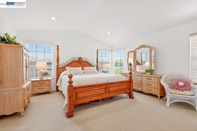 3249 Greenwood Dr, Fremont, CA 94536