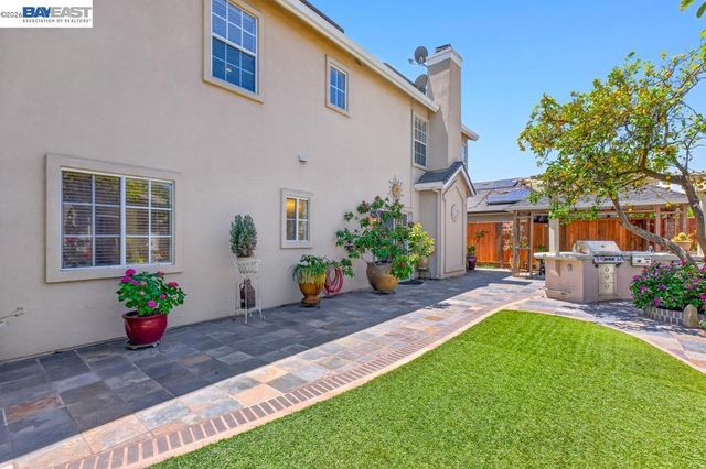 3249 Greenwood Dr, Fremont, CA 94536