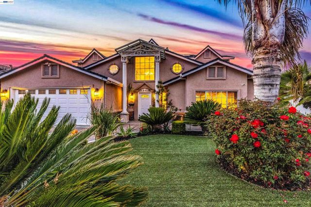 3249 Greenwood Dr, Fremont, CA 94536
