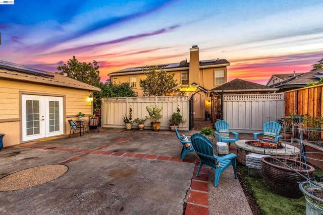 3249 Greenwood Dr, Fremont, CA 94536