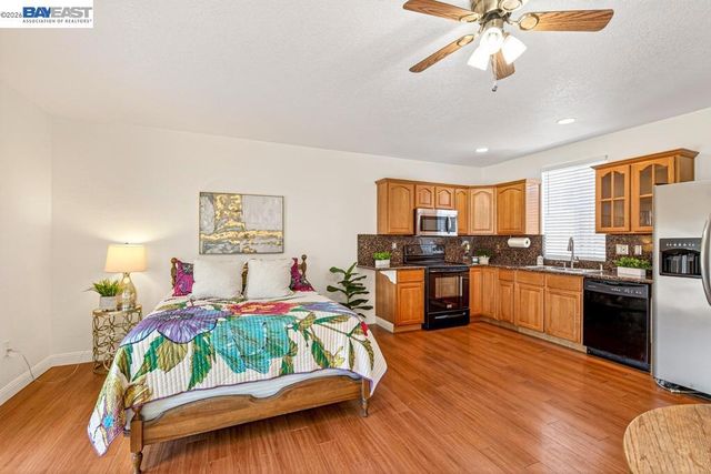 3249 Greenwood Dr, Fremont, CA 94536