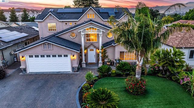 3249 Greenwood Dr, Fremont, CA 94536